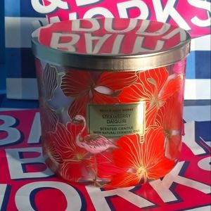 Bath& Body Works Strawberry Daiquiri 3 wick Scented Candle